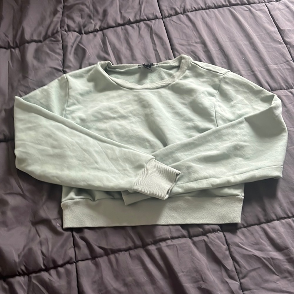Green cropped sweater